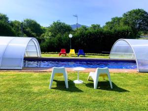 The swimming pool at or close to Villa Bosque Albite
