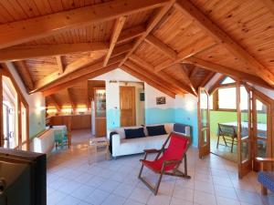 Posedenie v ubytovaní Loft apartment 20m from sea