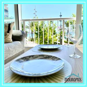 A balcony or terrace at Estudio 31 Frente al Mar by Molinaptos