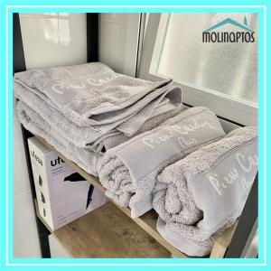 A bed or beds in a room at Estudio 31 Frente al Mar by Molinaptos