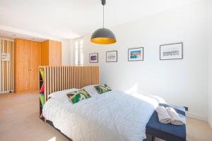 Postel nebo postele na pokoji v ubytování La Suite, Luxe, Place de Lenche, Vieux Port