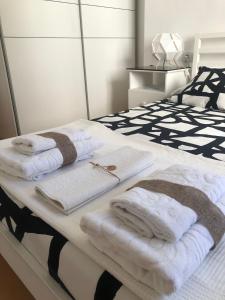 Cama o camas de una habitación en A los Ojos del Río Duero