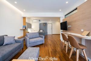 Posezení v ubytování AthensThea Alpha Luxury Penthouse Apt in Omonia