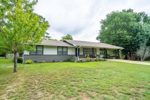 Zahrada ubytování Golden Racehorse - Luxury Mid-Century Modern