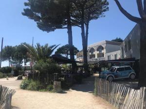 Fotografia z galérie ubytovania Petite maison avec piscine à 500m de la plage v destinácii Guidel