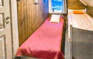 Postel nebo postele na pokoji v ubytování Pet Friendly Home In Sortland With Wifi