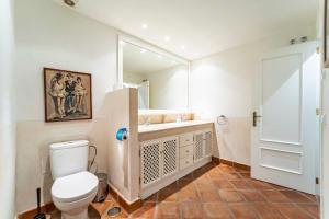 Fotografia z galérie ubytovania 55-Cosy Villa with private Pool in Miraflores, Mijas v destinácii Málaga