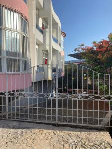 Rõdu või terrass majutusasutuses Maison Residencial casa de ferias