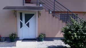 Exteriér alebo vchod do ubytovania Apartman Motorcycle friendly Osijek