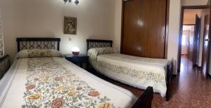 Posteľ alebo postele v izbe v ubytovaní Apartamento panorámico beach Fuengirola