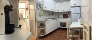 Kuchyňa alebo kuchynka v ubytovaní Apartamento panorámico beach Fuengirola