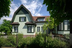 Vonkajšia záhrada v ubytovaní Hotel Zelená Marina