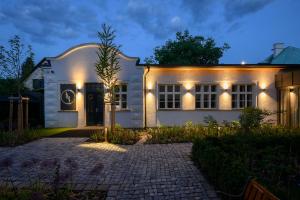 Vonkajšia záhrada v ubytovaní Hotel Zelená Marina