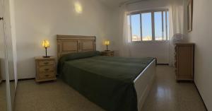 Łóżko lub łóżka w pokoju w obiekcie Apartamento Fuengirola beach