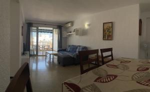 Łóżko lub łóżka w pokoju w obiekcie Apartamento Fuengirola beach