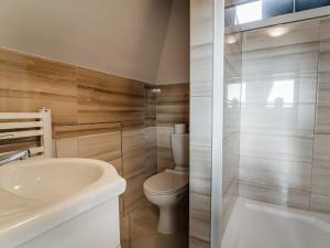Kúpeľňa v ubytovaní Apartamenty na wzgórzu