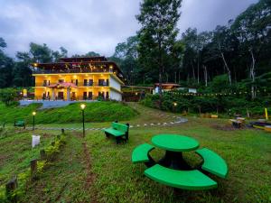Giardino di The Hosteller Coorg Rainforest, Madikeri