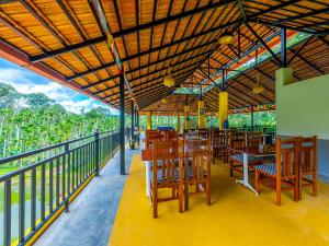 Balcone o terrazza di The Hosteller Coorg Rainforest, Madikeri