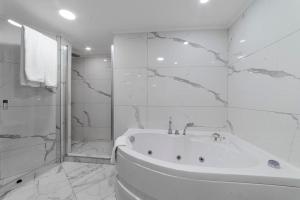 Фотография из галереи Savoy Hotel Spa & Casino в Кирении