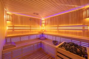 Фотография из галереи Savoy Hotel Spa & Casino в Кирении