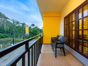 Balcone o terrazza di The Hosteller Coorg Rainforest, Madikeri
