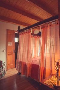 Postel nebo postele na pokoji v ubytování Complex Rural Can Caubet