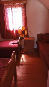 Katil atau katil-katil dalam bilik di Cottage Teremok 7 people