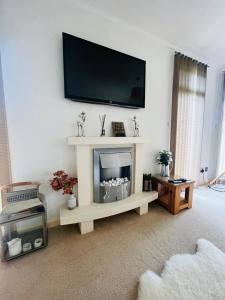 Imagen de la galería de Ness Lodge with Hot Tub, en Malton 15 fotos más