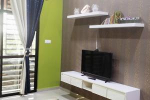 Μια τηλεόραση ή/και κέντρο ψυχαγωγίας στο Sweethome MAMA