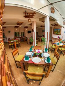 Um restaurante ou outro lugar para comer em O2 Ella