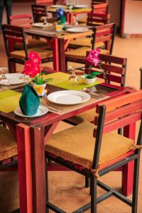 Um restaurante ou outro lugar para comer em O2 Ella