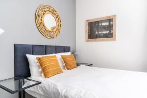 Posteľ alebo postele v izbe v ubytovaní Apartament UKIEL PARK 30 przy Plaży Miejskiej - klimatyzacja,free parking,FV