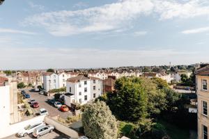 ブリストルにあるRedland Suites - Apartment 7の建物のある都市の航空写真