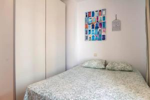 Posteľ alebo postele v izbe v ubytovaní Spectacular penthouse in front of the sea, 200 m2 terrace - Arruzafa Playa