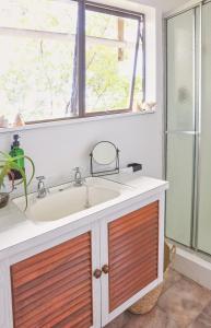 Fotografie z fotogalerie ubytování Boho Hill Apartment - Great Barrier Island Escape v destinaci Port Fitzroy