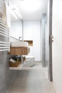 Koupelna v ubytování Casa Ochoa + 40 fotografií