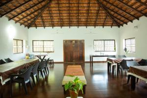 Restaurace v ubytování The Nest bettathur, Coorg