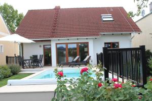 Bassein majutusasutuses Ferienhaus Kaiserbaum või selle lähedal