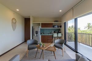 Kuchyň nebo kuchyňský kout v ubytování Ocean View Loft in Punta Cocos - D102