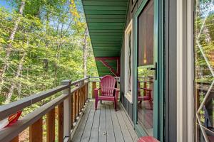 Balkón nebo terasa v ubytování Ishkode Chalet