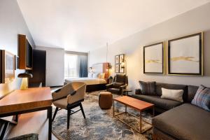 Posezení v ubytování Hotel Indigo - Silverthorne by IHG