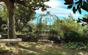 Zahrada ubytování Bastide Aïna SPA et piscine