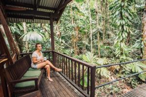 Rõdu või terrass majutusasutuses Daintree Wilderness Lodge