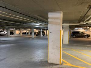 Imagine din galeria proprietății A Romantic Studio with Full Kitchen & AC-141 în Canmore