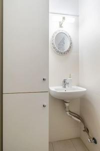 Kúpeľňa v ubytovaní Urban grey