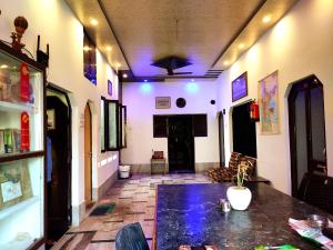 Posezení v ubytování Khushi Paying Guest House
