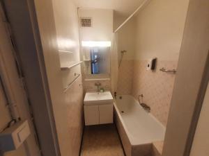 Vannituba majutusasutuses Sonnegg Guest Rooms Inh M Bisegger