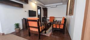 Μια τηλεόραση ή/και κέντρο ψυχαγωγίας στο Durbar Hotel & Residence