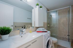 Łazienka w obiekcie Bright & Stylish Apartment in Chipeque, Los Cristianos