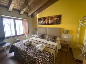 Postel nebo postele na pokoji v ubytování Casa da Cota + 33 fotografií